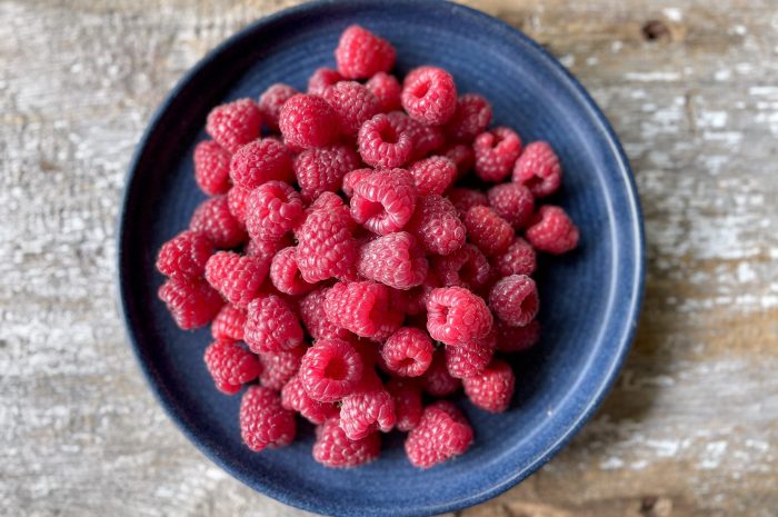 How to Prune Raspberries + Review of 11 Raspberry Varieties